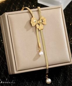 Golden pendent with locket