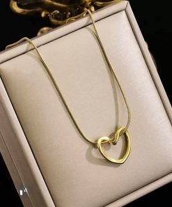 golden pendent love shaped locket