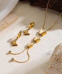 golden pendent